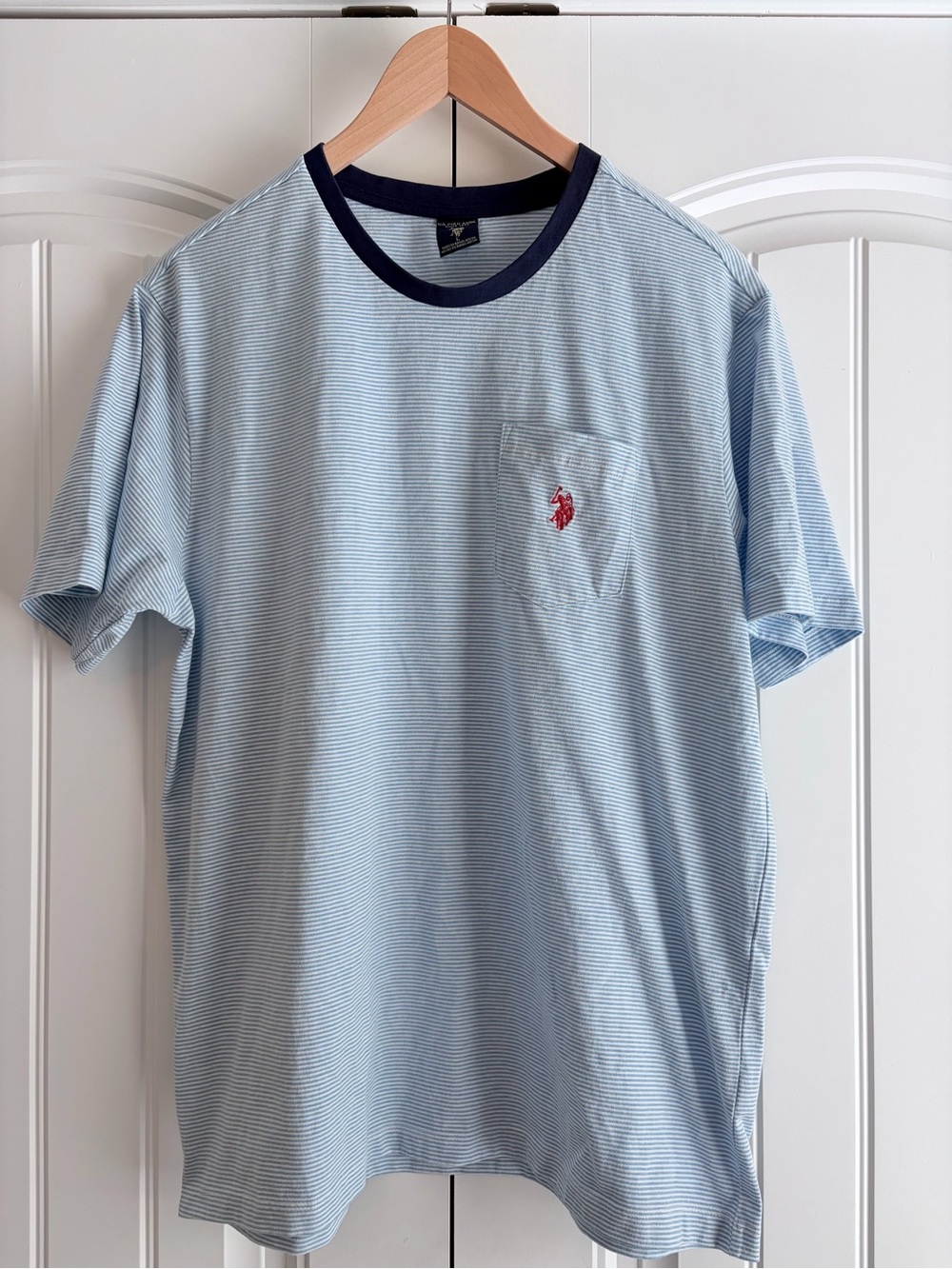 U.S. Polo Assn Men’s Pocket T-Shirt Baby Blue Striped Crew Neck Red Logo Size L